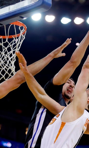 Warriors brush back Suns' challenge